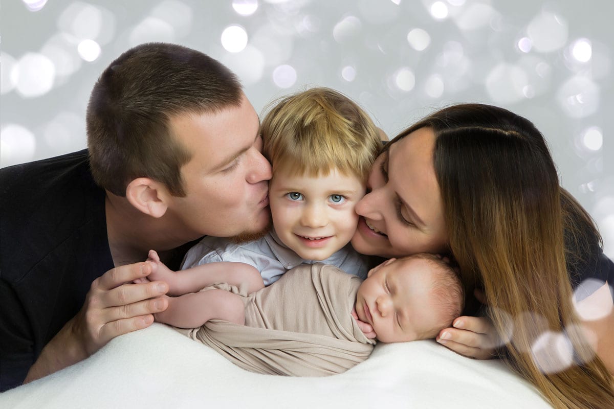 Ein Monat Weihnachtsfotoshooting fuer Familien im Donna Bellini Studio Berlin