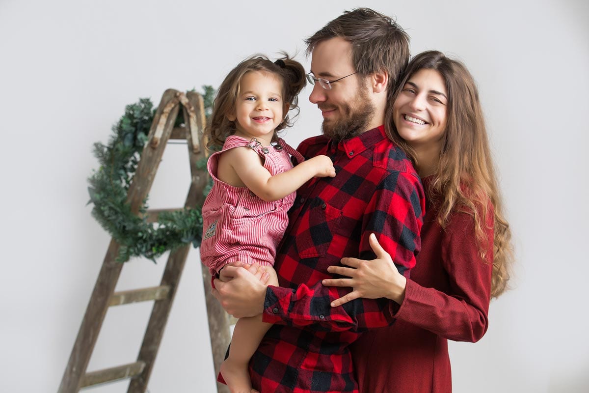 Weihnachtsfotoshooting fuer Familie im Donna Bellini Studio