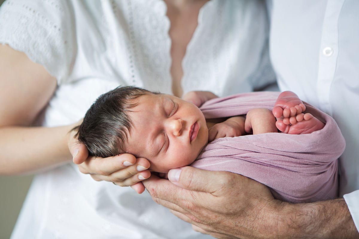 Was Sie für das Neugeborenen Shooting ins Studio mitbringen sollten gegenstande