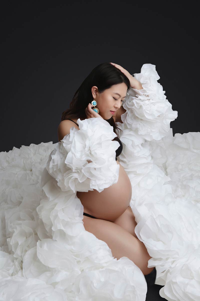 Exklusives-Babybauch-Fotoshooting-Studio-Berlin