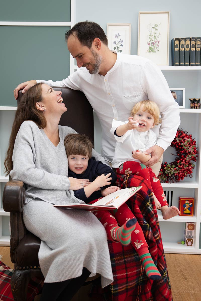 familien-shooting-weihnachten-daheim-berlin