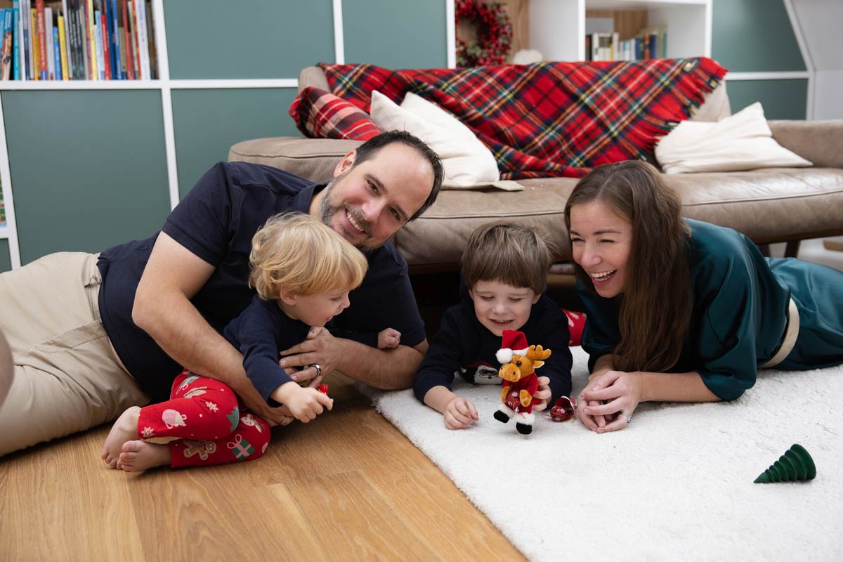 weihnachten-familienfotoshooting-berlin-zuhause